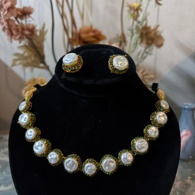 Pearl & Emerald Elegance Jewelry Set